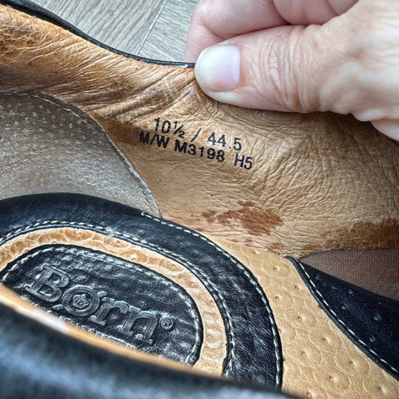 Born Mens black Leather slip on Shoes size 10.5 - Picture 11 of 11